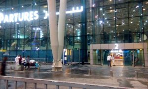 مصدر مسؤل بمطار القاهرة: المياه تراكمت في صالة بالطابق السفلي ولم تدخل صالات السفر الأساسية 3