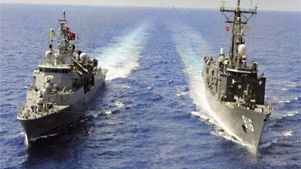 القوات البحرية المصرية والفرنسية تنفذان تدريباً بحرياً في البحر الأحمر 1