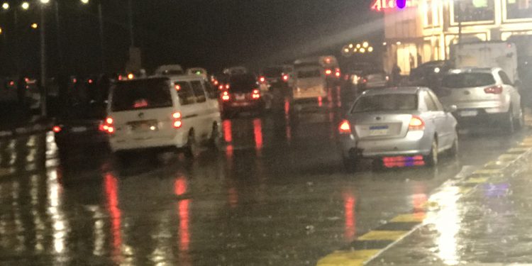 إدارة المرور تحذر: خلى بالك من السرعة الزائدة.. أمطار غزيرة على الطرق السريعة 1