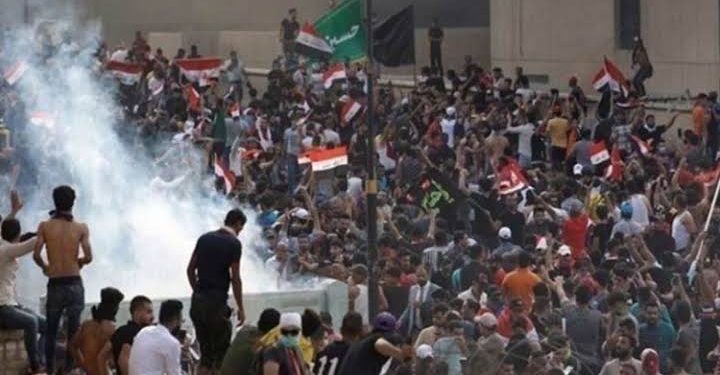 63 قتيلا و2592 مصابا حصيلة التظاهرات بالعراق 1