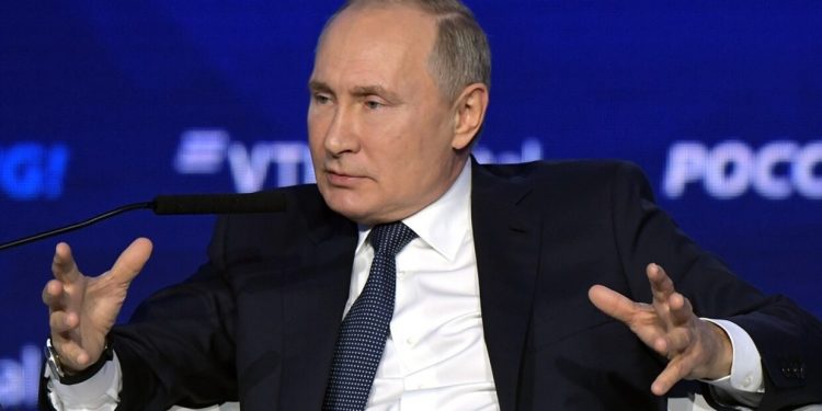 لماذا انهار الاتحاد السوفيتي من وجهة نظر الرئيس الروسي؟.. بوتين يجيب 1