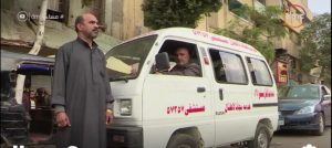 مواطن مصري يخصص سيارته لنقل مرضى السرطان مجانا "فيديو وصور" 1