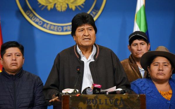 حقيقة وجود مذكرة توقيف ضد رئيس بوليفيا المستقيل 1