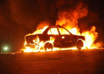 مصرع اثنين في حريق سيارة وقود بشرم الشيخ 9