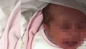 "لسه عايش".. العثور على طفل حديث الولادة داخل مسجد السيد البدوى فى طنطا 1