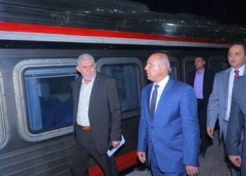 فيديو.. وزير النقل يؤكد: الكمسري بياخد٤٠٪؜ من غرامة تذكرة القطار 13