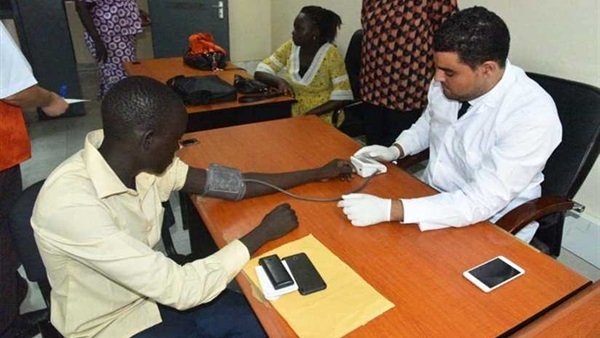 خلال أيام .. وفد من الصحة يتوجه إلى أوغندا للاستعداد لـ"علاج مليون إفريقى" 1