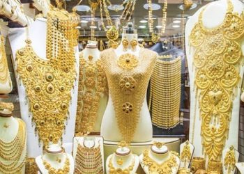 ارتفاع طفيف لاسعار الذهب مع بداية تعاملات اليوم الجمعة و عيار ٢١ وصل ٦٥٧ جنيها 6