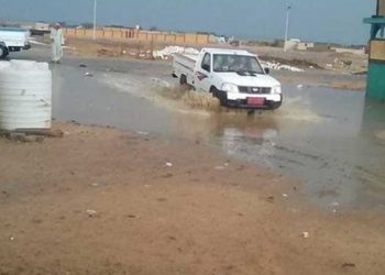 طوارئ بالبحر الأحمر .. هطول أمطار غزيرة وانقطاع الكهرباء عن مدينة حلايب 11