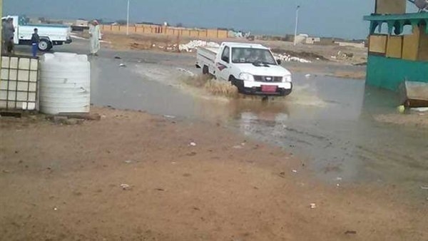 طوارئ بالبحر الأحمر .. هطول أمطار غزيرة وانقطاع الكهرباء عن مدينة حلايب 1