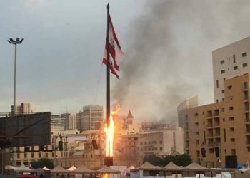 إحراق " نبض الثورة " في لبنان.. والمحتجين: شو حلو هالصباح أحترقت الثورة 3