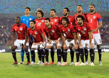 مصر للطيران تسير رحلة خاصة لنقل لاعبي المنتخب الوطنى لجزر القمر 1