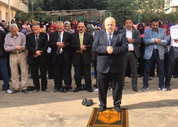 صور.. رئيس جامعة القاهرة يصلي صلاة الغائب علي طالبة المدينة الجامعية 4