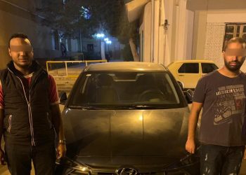 القبض على شخصان باعوا سيارة مسروقة على موقع اوليكس بالقاهرة 7