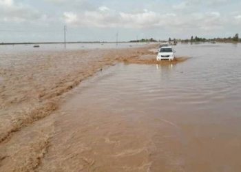 إغلاق طريق مرسى علم - شلاتين بسبب الأمطار 8
