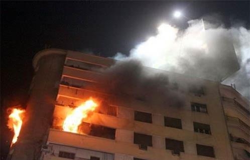 إخماد حريق داخل شقة سكنية فى الزاوية الحمراء دون اصابات 1