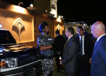 وزير الداخلية يتفقد قوات تأمين فعاليات منتدى أسوان للسلام والتنمية 8