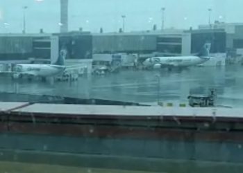 أمطار غزيرة تعطل حركة الطيران في مطار القاهرة "فيديو وصور" 3