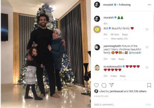 محمد صلاح يحتفل بالكريسماس