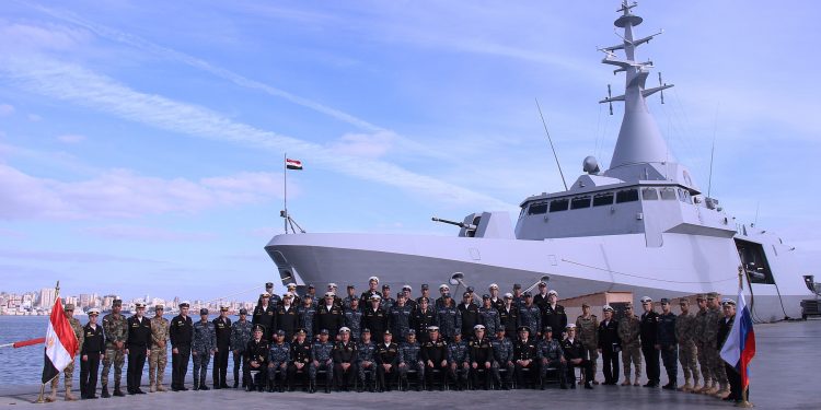 مصر وروسيا تنفذان أكبر تدريب عسكري بحري في البحر المتوسط 1