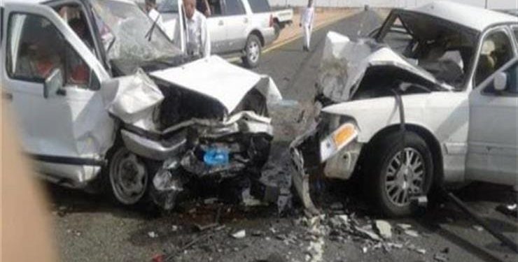 اصابة 7 اشخاص بسبب حادث تصادم سيارة نقل و ميكروباص أعلى طريق إسكندرية الصحراوى 1
