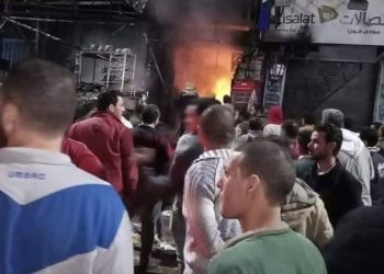 صور .. حريق ضخم بمحمصة والحماية المدنية بالإسكندرية تسيطر عليه 1