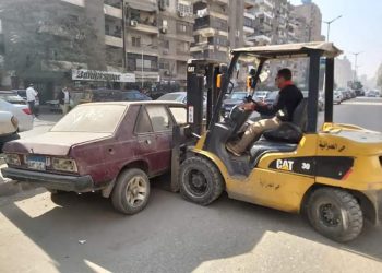 المرور يضبط 20 سيارة و دراجة بخارية متروكة فى حملات بالقاهرة خلال 24 ساعة 2
