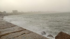 ارتفاع الأمواج وموجه طقس سيىء تضرب الإسكندرية 1