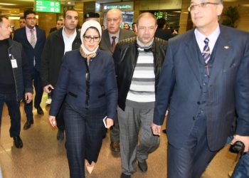 وزيرة الصحة من المطار: لم نرصد أي حالة مصابة بـ«كورنا» فى مصر 1