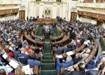 الجلسة العامة للبرلمان بحضور عقيلة صالح