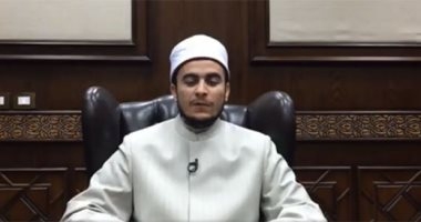فيديو.. لبس السلاسل حرام.. دار الإفتاء: غير جائز للرجال 1