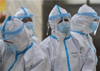 الصحة: فحص مستمر لأطقم الطائرات لمنع تسرب فيروس"كورونا" لمصر 1