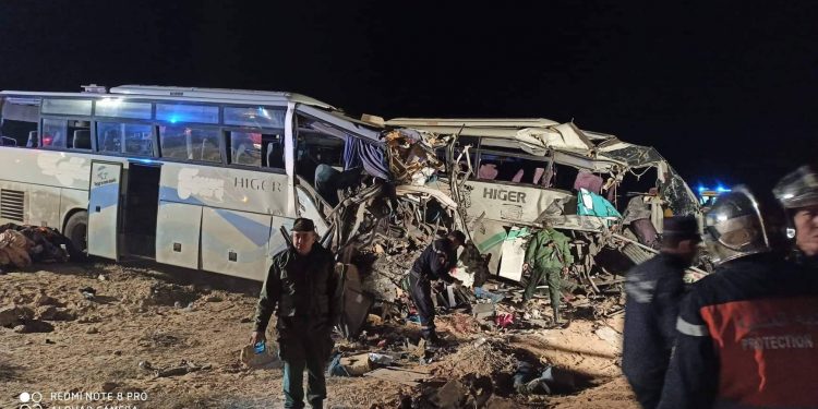 مصرع 12شخصا وإصابة 46 بحادث في الجزائر.. صور 1