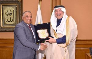 بالصور .. سفير السعودية لدى مصر يزور الرقابة الادارية لتبادل الخبرات وتعزيز التعاون  2