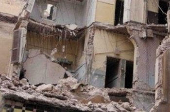 انهيار منزل من 3 طوابق خالى من السكان بمنطقة روض الفرج 2