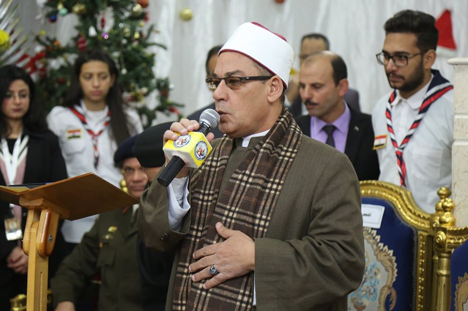 بالصور.. محافظ كفر الشيخ يحتفل بعيد الميلاد بكنيسة القديسة دميانة 2