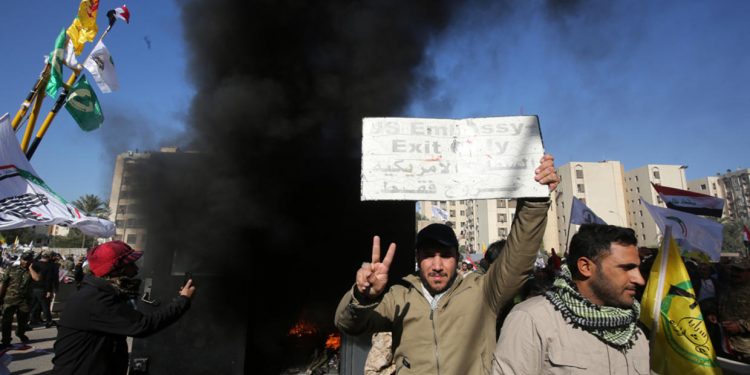 احتجاجات السفارة الامريكية فى بغداد