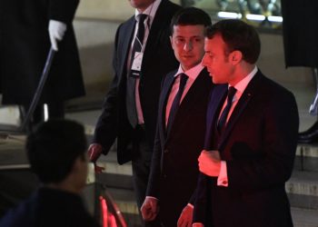 الرئيس الفرنسي والرئيس الاوكراني