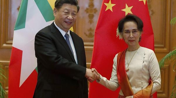 الصين وميانمار يوقعان 33 اتفاقا استثماريا