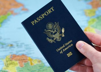 امريكا تحظر 7 دول من السفر إليها