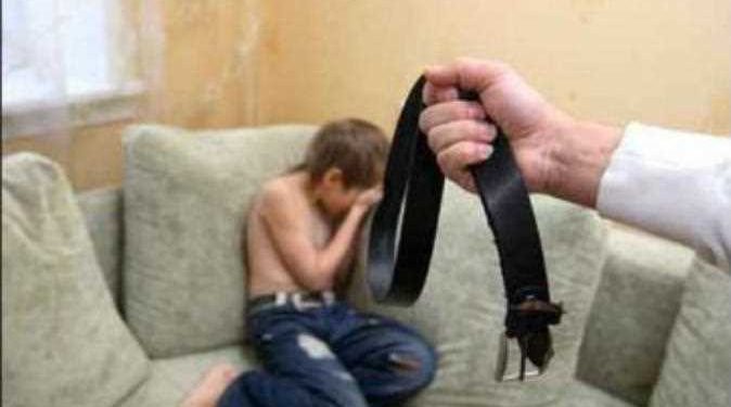 تعذيب الاطفال