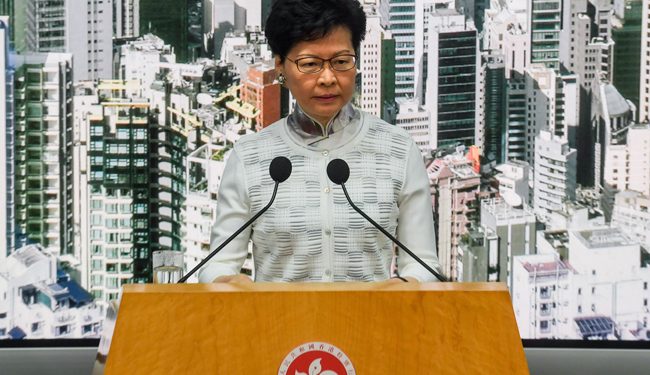 كاري لام الرئيسة التنفيذية لهونج كونج