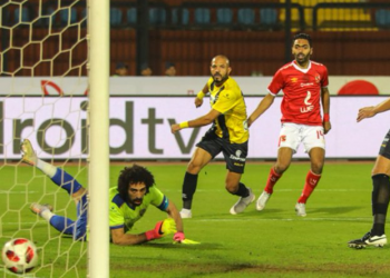 نسر الأهلي يحلق منفرداً بالدوري بعد الفوز علي المقاولون 4