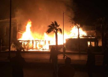 السيطرة على حريق نشب بمطعم وقاعة أفراح بالإسماعيلية ( صور) 3
