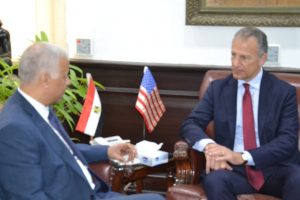 رئيس جامعة الإسكندرية والسفير الأمريكي بالقاهرة يؤكدان على دعم التعاون المشترك..صور 2