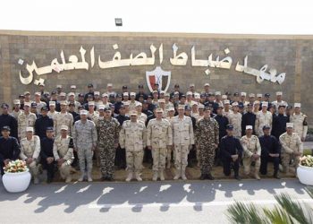 القوات المسلحة تستضيف طلبة معهد معاوني الأمن لتنفيذ "تعايش" مع ضباط الصف 6