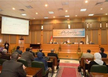 جامعة أسيوط تشهد انطلاق فعاليات التعريف بجائزة مصر للتميز الحكومي 3