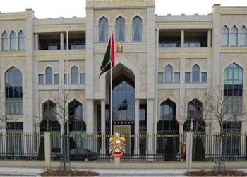 السفارة المصرية في أبوظبي تتابع ترتيبات مباراة السوبر المصري 5