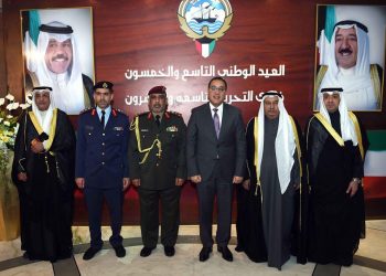 رئيس الوزراء يشارك فى احتفال السفارة الكويتية