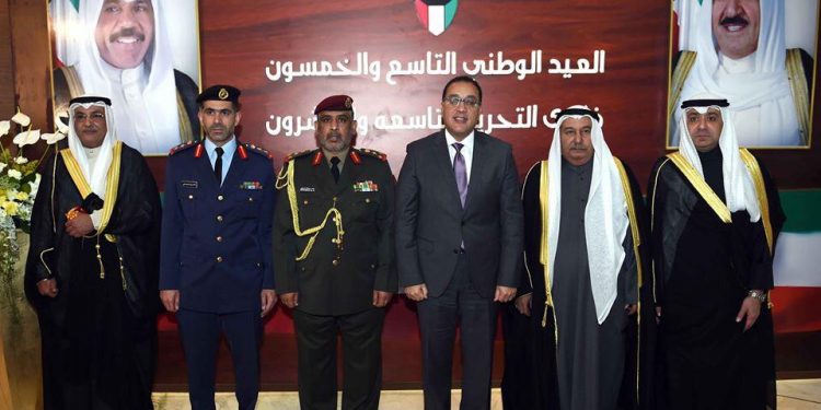 رئيس الوزراء يشارك فى احتفال السفارة الكويتية